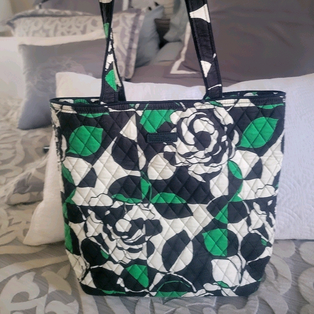 Vera Bradley tote